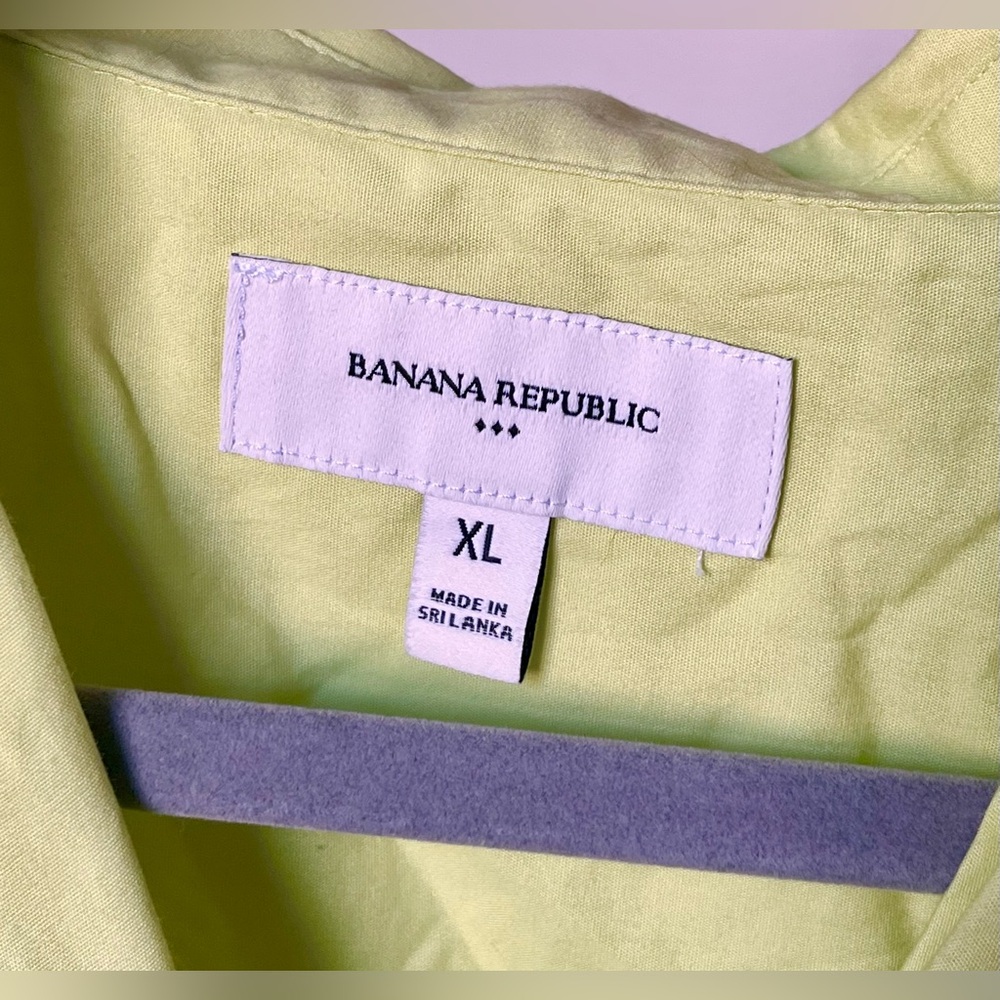 Collared Cropped Blouse - Picture 3 of 3